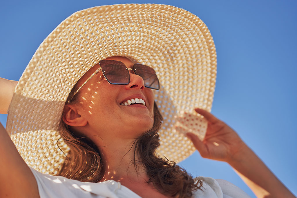 Πανάδες & Ήλιος: Προστασία Το Καλοκαίρι | Dermafresh